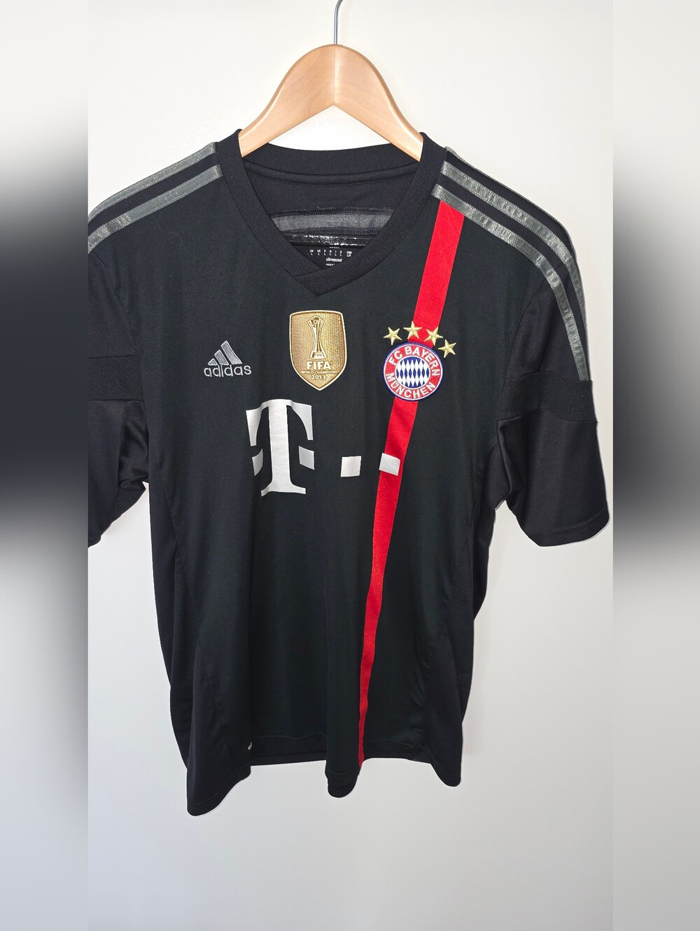 Adidas FC Bayern Munich 2014/15 Third Jersey Black/Red Men's Size L CLIMACOOL